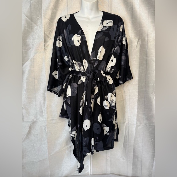 LuLaRoe Sweaters - SAVANNAH KAFTAN